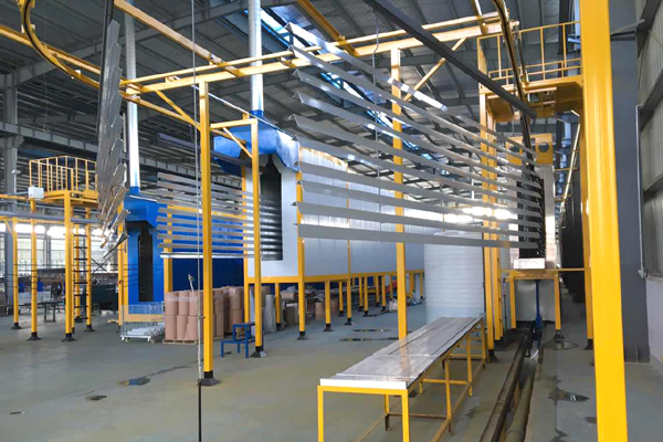 浙江鴻昌鋁材噴涂設(shè)備