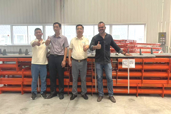 巴西客戶點贊：新月積放式噴涂線以硬核品質(zhì)征服國際客戶！